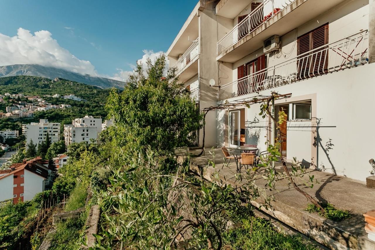 Апартаменты Apartmani Lovor Херцег-Нови-46