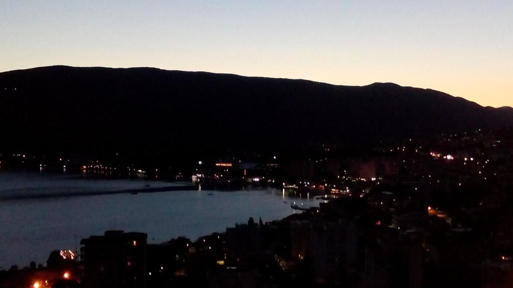 Апартаменты Apartmani Lovor Херцег-Нови