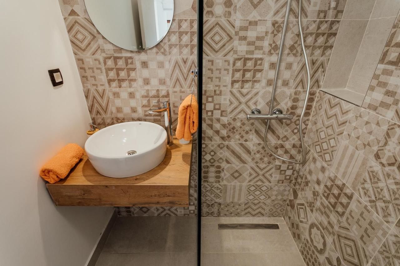 Апартаменты Apartmani Lovor Херцег-Нови-9