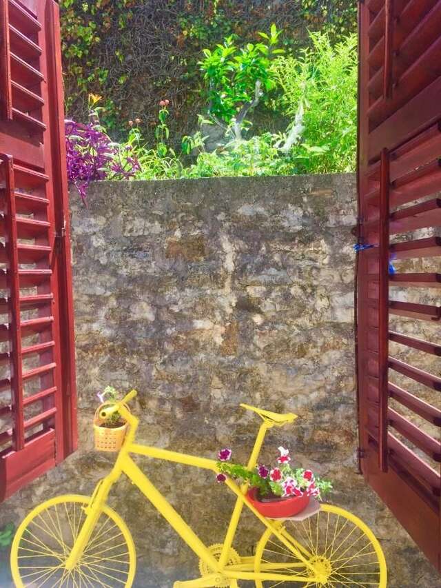 Апартаменты Apartmani Lovor Херцег-Нови-20