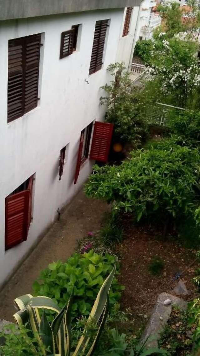 Апартаменты Apartmani Lovor Херцег-Нови-69